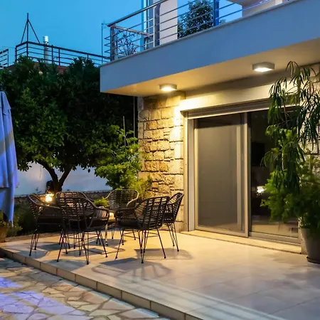 Carpe Diem Corinthian ι Villa