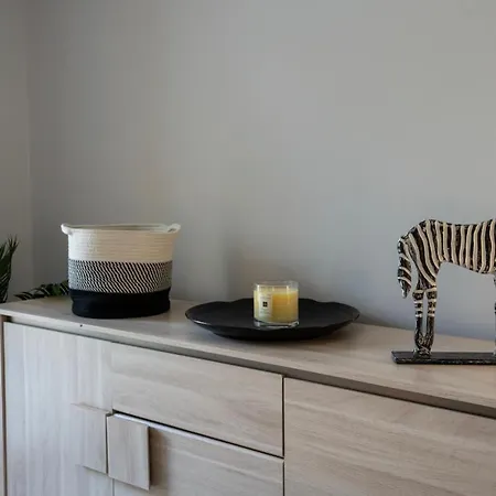 Carpe Diem Corinthian ι Βίλα *