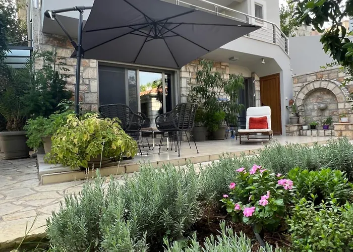 Villa Carpe Diem Corinthian ι