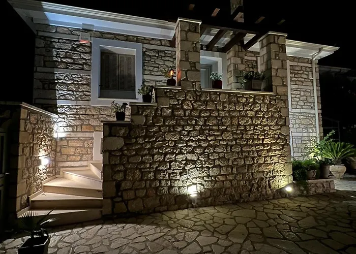 Villa Carpe Diem Corinthian ι *