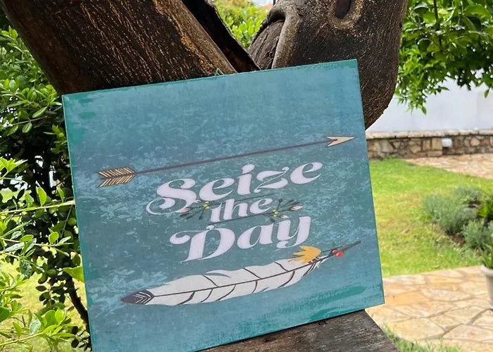 Carpe Diem Corinthian ι Villa