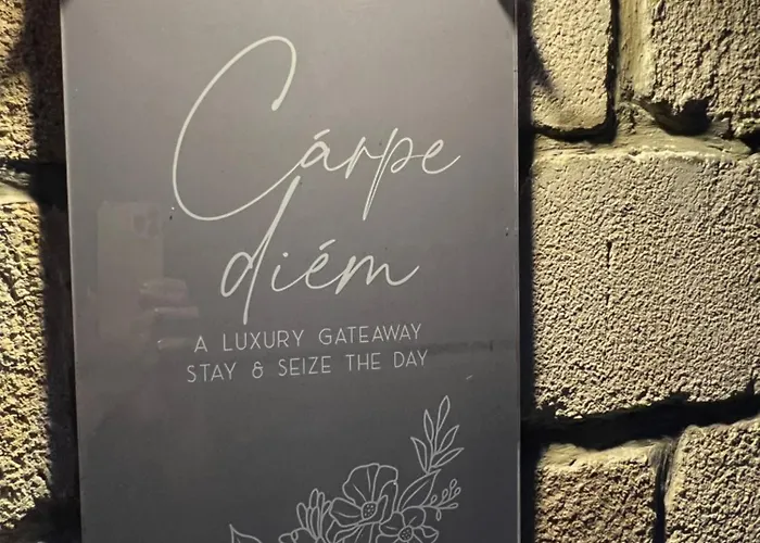 Carpe Diem Corinthian ι * Krines